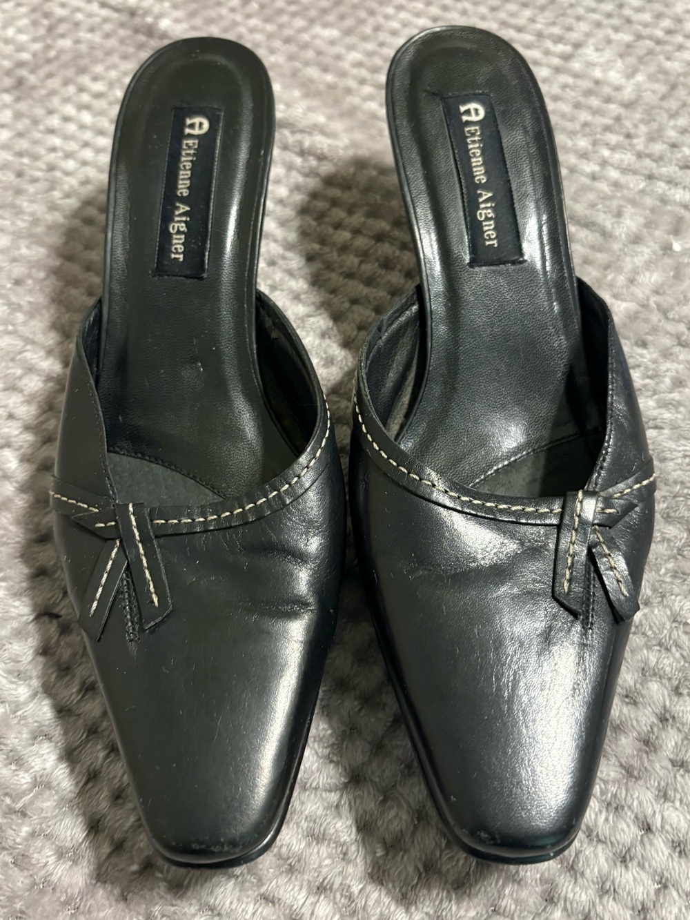 Etienne Aigner Black Leather Knot-Accent Slip-On Mules